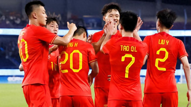 2034年世界杯,中国队能否破茧成蝶?中国队无缘2026世界杯了吗