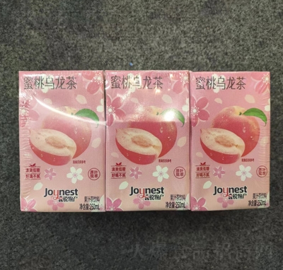 品味时光的甜蜜—三得利蜜桃乌龙茶品鉴三得利蜜桃乌龙茶饮料