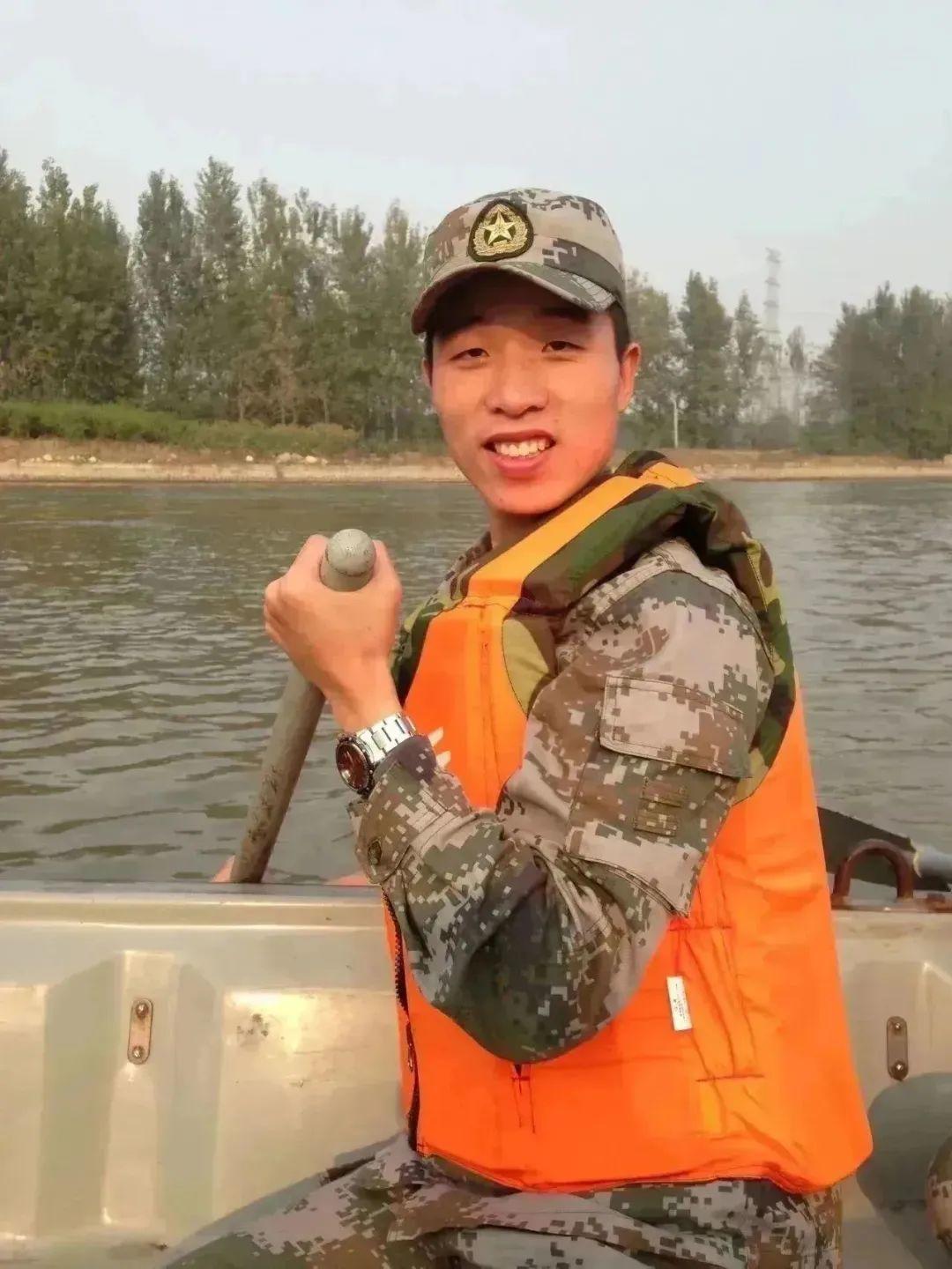 三大法宝是成功的金钥匙—解析理论联系实际、密切联系群众与 批评和自我批评 的实践意义