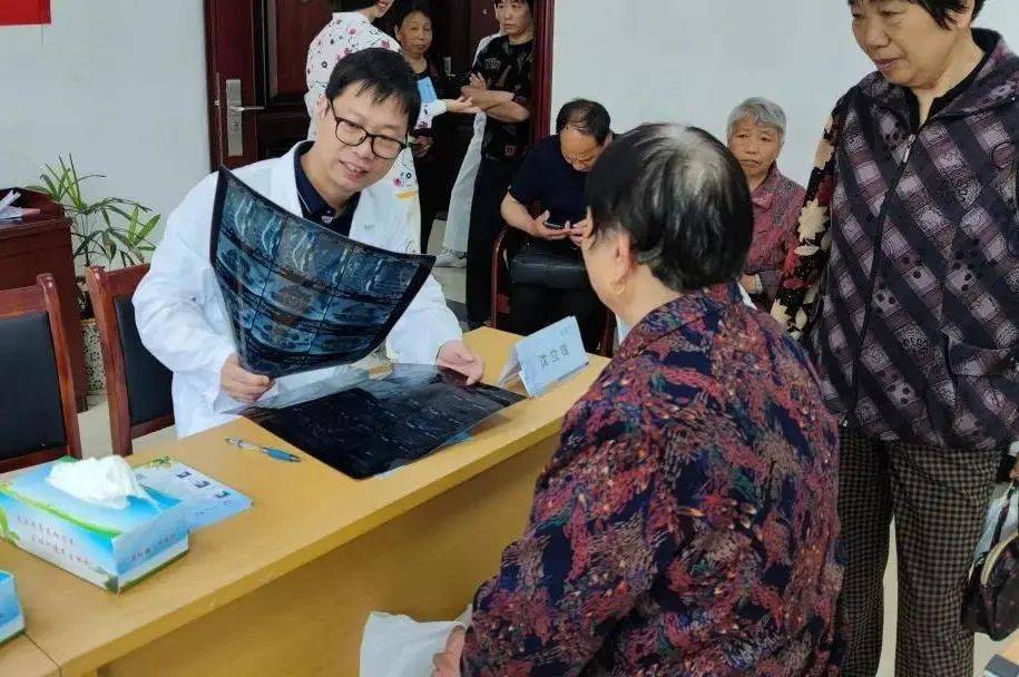澳门六叔最新动态，免费在线观看其现状视频的可靠途径探索澳门六叔最新现状视频播放网站在线观看免费下载