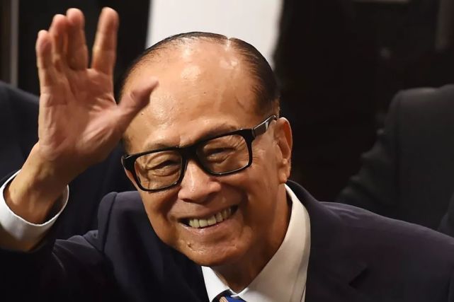 澳门六叔，神秘身份的真相与高清图片揭秘澳门六叔现状