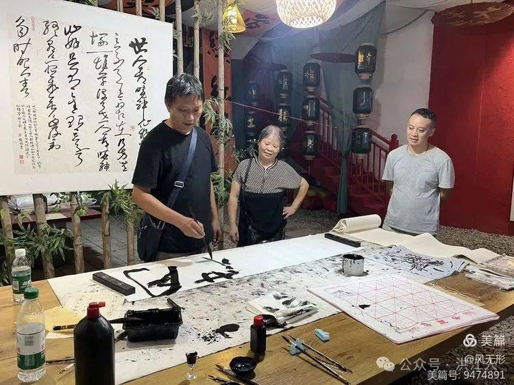 澳门六叔书法艺术，笔墨间的文化韵味与时代风采有没有澳门六叔的资料